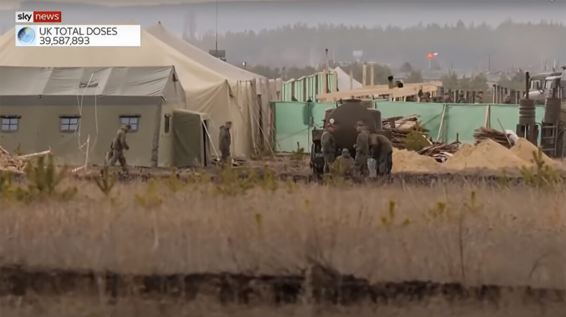 &laquo;Тяжело в учении, легко в бою&raquo;. Британский телеканал показал лагерь российских военных у границы с Украиной