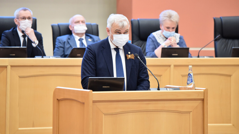 &laquo;Ты кого трусом назвал, конь?&raquo; Депутат заявил об угрозах со стороны губернатора Коми. И опубликовал аудио