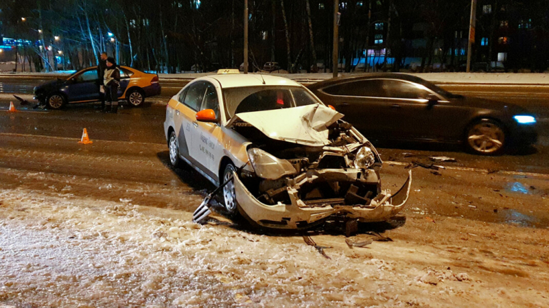 В ГИБДД заявили о росте числа жертв ДТП с участием такси на 20% за последний год