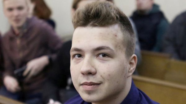 Письмо о бомбе на борту Ryanair пришло позже, чем диспетчеры сообщили экипажу об угрозе