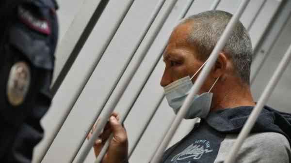 Суд арестовал обвиняемого в стрельбе в Екатеринбурге. Что известно об этом человеке?