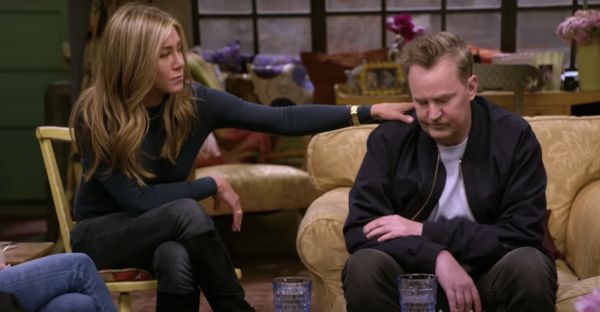 "Друзья" вернулись: семь фактов, которые мы узнали из трейлера нового эпизода