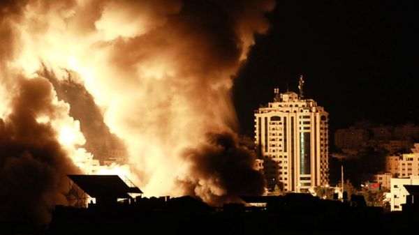 Израильская операция "Страж стен" в секторе Газа продолжается, невзирая на призывы к прекращению огня