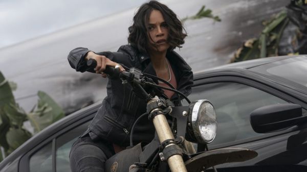 Большие гонки: почему "Форсаж" - самая успешная франшиза третьего тысячелетия