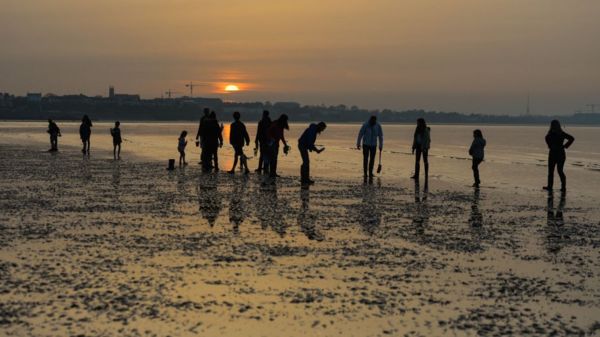 Дайджест: выступление Лукашенко, "подарок Байдена Путину" и кровавое суперлуние
