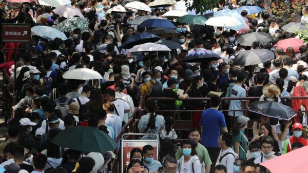 Население Китая уже почти не растет, его вот-вот обгонит Индия: данные переписи