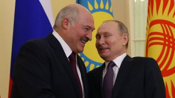 Дайджест: Британия отрицает инцидент с эсминцем у берегов Крыма, Евросоюз готовит удар по белорусскому экспорту