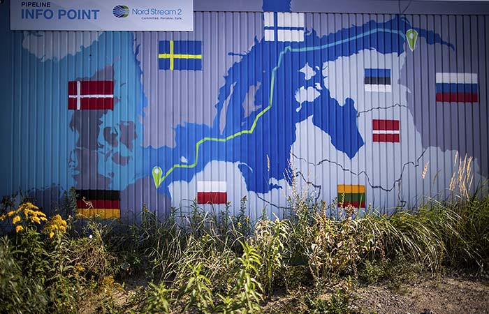 Действие разрешения на стройку "Северного потока 2" приостановлено