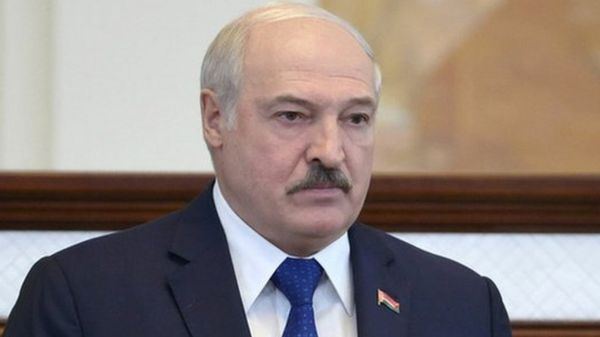 Лукашенко оправдывает перехват самолета Ryanair, адвокат Протасевича не может найти подзащитного