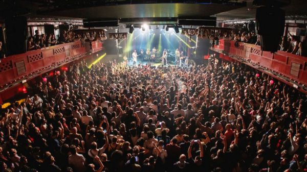 Ученые рассказали, как проводить массовые мероприятия без риска заражений