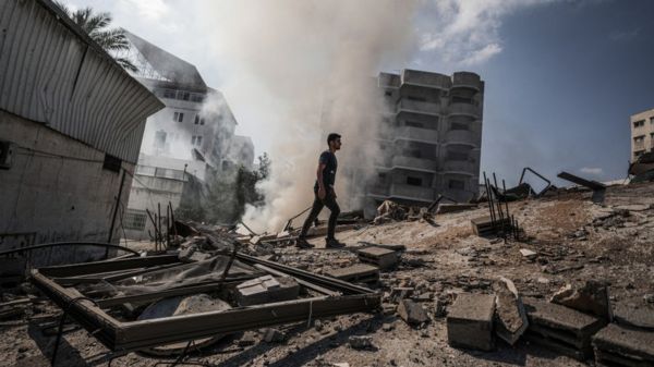 Израильско-палестинский конфликт: удар по лагерю беженцев в Газе, в Тель-Авив прибыл представитель госдепа