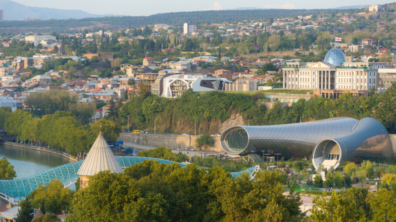 Фонд борьбы с коррупцией Навального перевезёт студию и часть сотрудников в Грузию