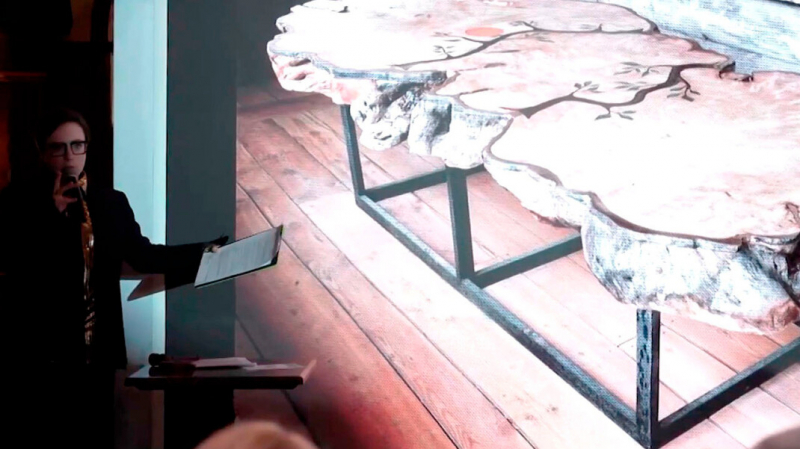 Картины и работы из дерева Сергея Шойгу продали на благотворительном аукционе за 40 млн рублей