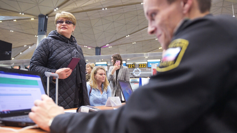 Количество невыездных россиян из-за долгов выросло почти вдвое менее чем за год