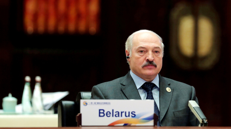 Лукашенко подписал документ о передаче власти в случае своего убийства