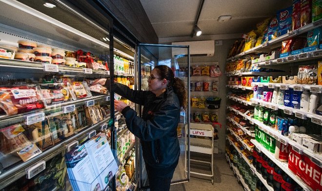Магазины-роботы приходят на помощь жителям шведской глубинки
