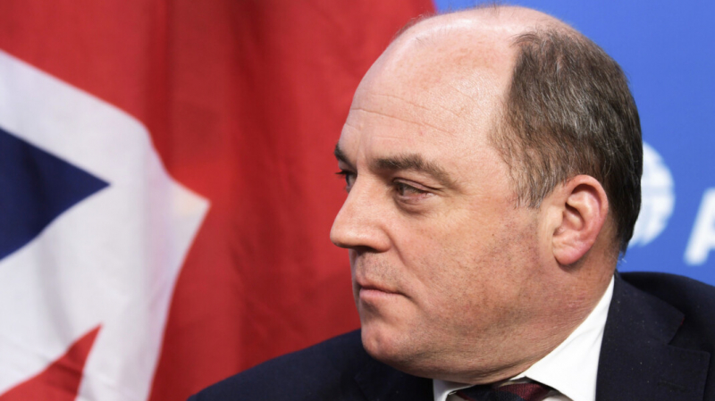 Министр обороны Великобритании назвал Россию &laquo;угрозой номер один&raquo; для своей страны