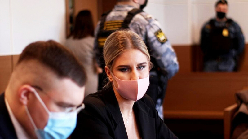 На Соболь пожаловались в СК из-за сбора средств на предвыборную кампанию