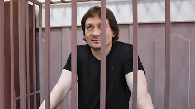 Полицейские, подбросившие наркотики Голунову, получили до 12 лет колонии