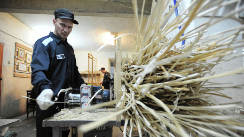 «РИА Новости» переименовало колонку о пользе труда заключëнных. Упоминание ГУЛАГа из заголовка убрали