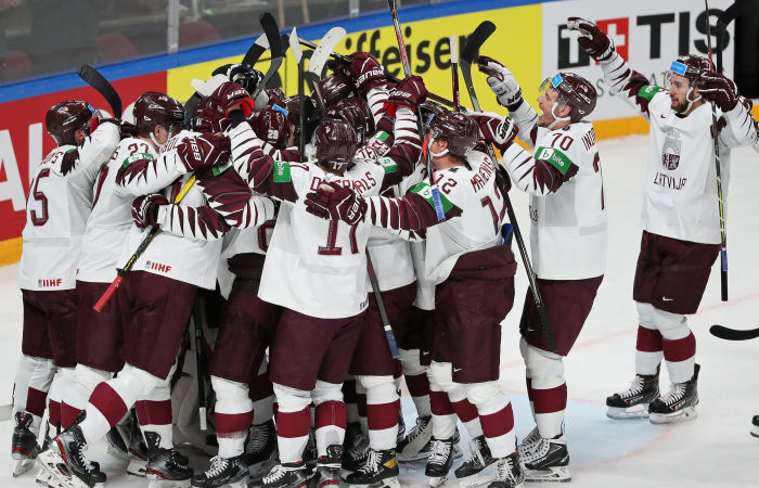 Сборная Латвии победила Канаду - Чемпионат Мира по хоккею 2021