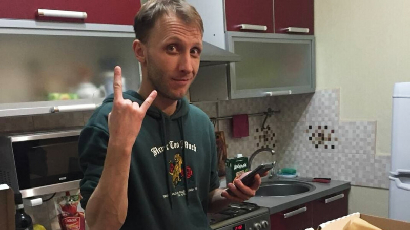 Суд подтвердил статус иностранного агента журналиста Дениса Камалягина. Он оспорит это решение