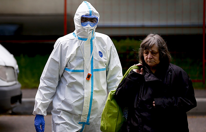 Суточный COVID-прирост в России стал минимальным с сентября