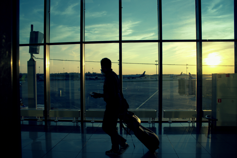 "Тебя посадить могут".&nbsp;Как&nbsp;оппозиционеров, правозащитников и журналистов вынуждают уезжать из России