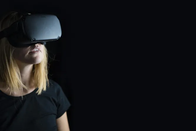 Ученые выяснили, что в виртуальной реальности время воспринимается иначе