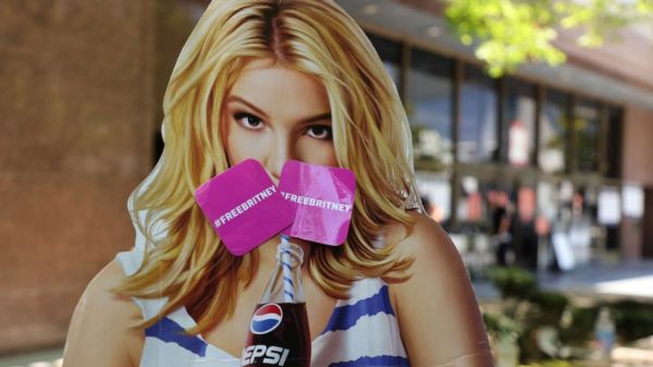 Литий, абьюз и шесть медсестер. Бритни Спирс выступила в суде по делу о своем опекунстве