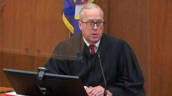 Смерть Джорджа Флойда: полицейский Дерек Шовин приговорен к 22 годам тюрьмы