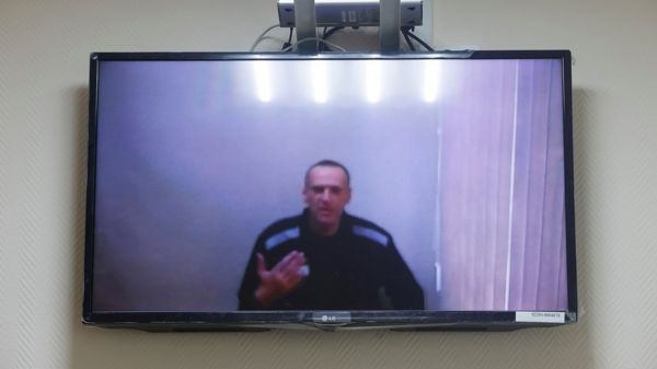 Дайджест: первые письма Софьи Сапеги из СИЗО; грозит ли миру интернет-апокалипсис