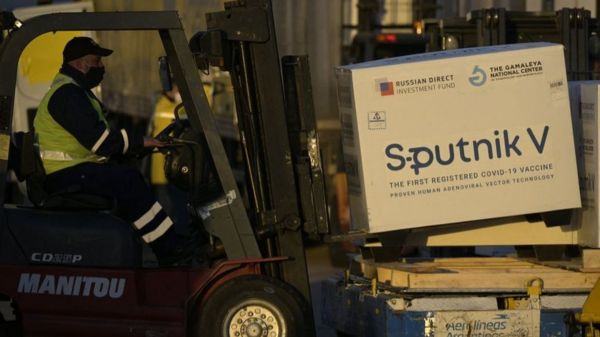 Аргентинцам не хватает второй дозы &ldquo;Спутника V&rdquo;. Ее думают заменить на AstraZeneca или CanSino