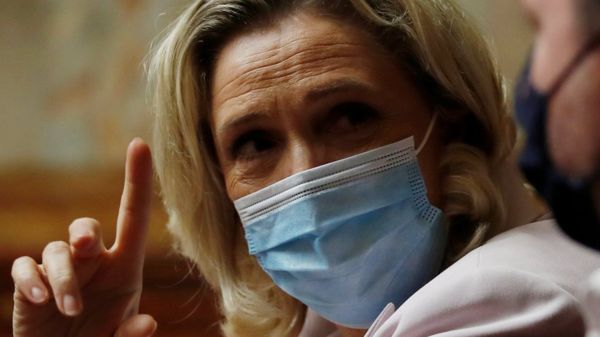 Дайджест: Меркель хочет закрыть ЕС для британцев, в московские рестораны пустят только с QR-кодом