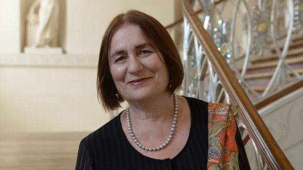 "Все время работаешь под подвешенным мечом". Как живут "иностранные агенты"