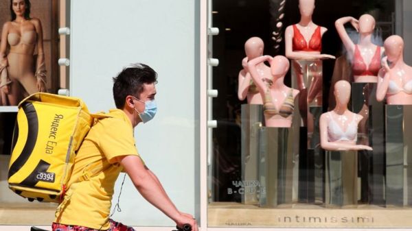 Дайджест: Англия и Украина - в четвертьфинале ЧЕ; обыски у журналистов издания "Проект"