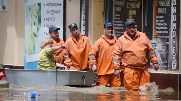 Керчь затопило после ливня. Фотографии