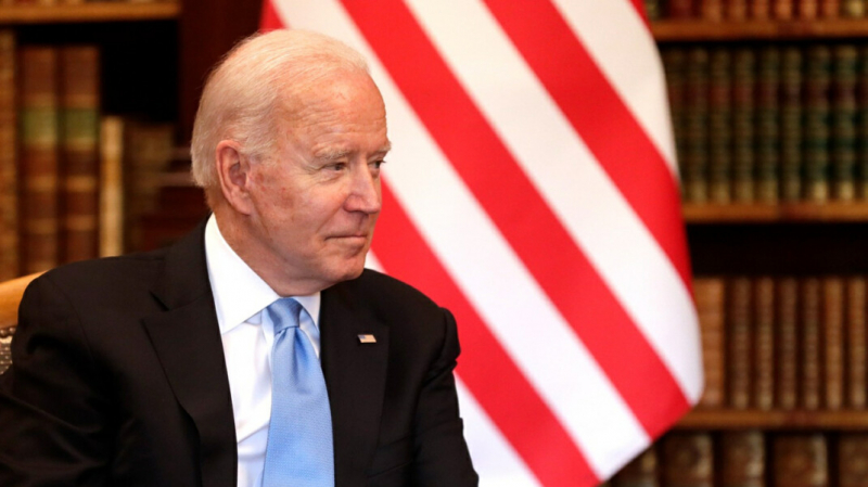 Байден назвал &laquo;нелепыми&raquo; слова Путина об оппозиции и предупредил о &laquo;последствиях&raquo; смерти Навального