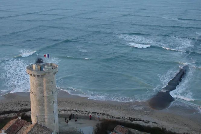 Что такое квадратные волны и почему они так опасны