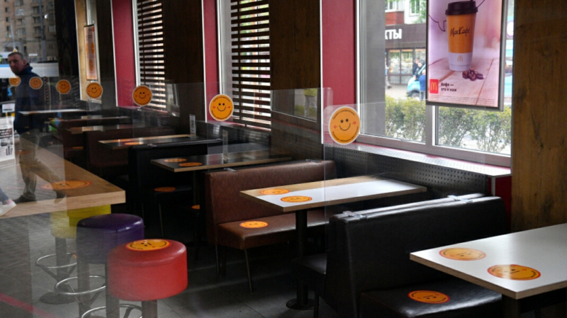 &laquo;Для нас это локдаун&raquo;. Рестораторы прокомментировали указ Собянина о посещении заведений общепита по QR-кодам