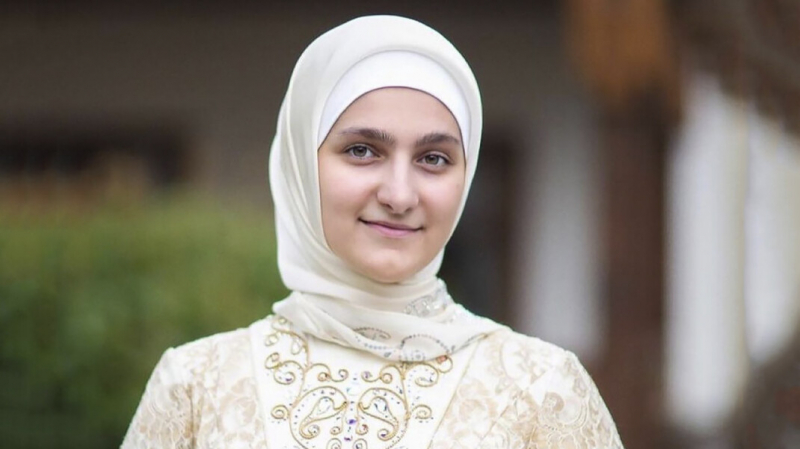 Дочь Кадырова с опозданием отчиталась о доходах. Она занимает пост замминистра культуры Чечни