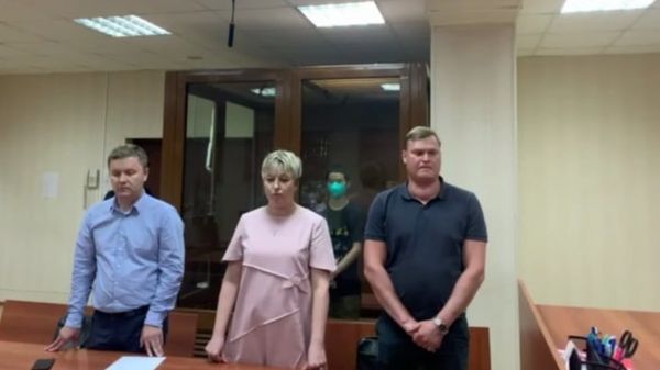 Суд в Москве отказался арестовать гражданина Китая по делу о торговле людьми. На допросе у него забрали ребенка