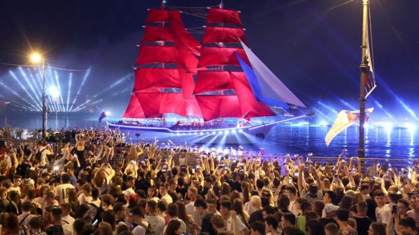 В Москве и Петербурге насчитали рекордное число смертей и госпитализаций от ковида