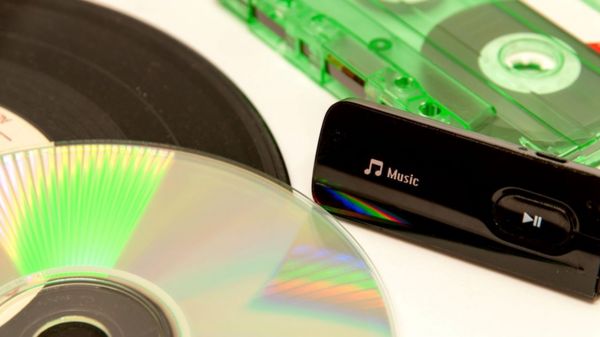 Sony списала долги тысячам музыкантов