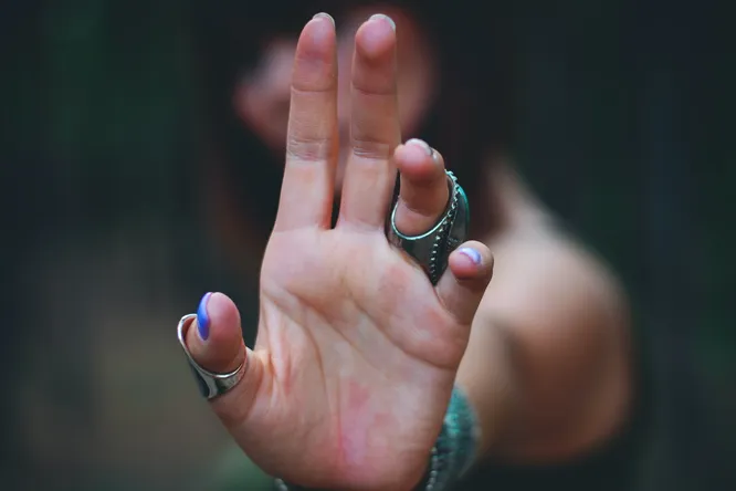 Хиромантия XXI века: можно ли научно изучать личность по линиям на ладонях