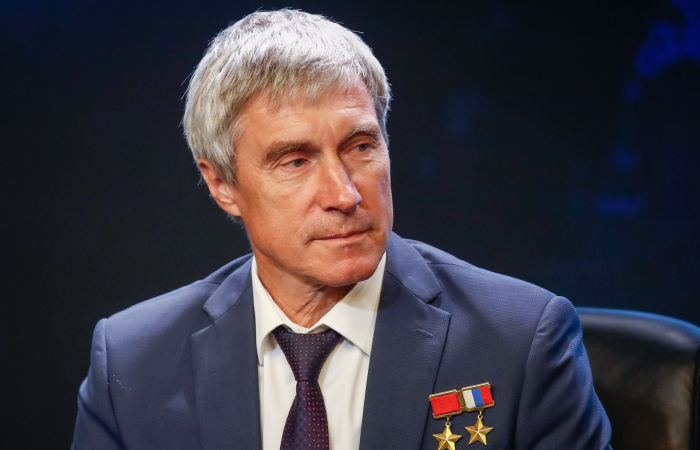 Космонавт Крикалев покинул должность исполнительного директора "Роскосмоса"
