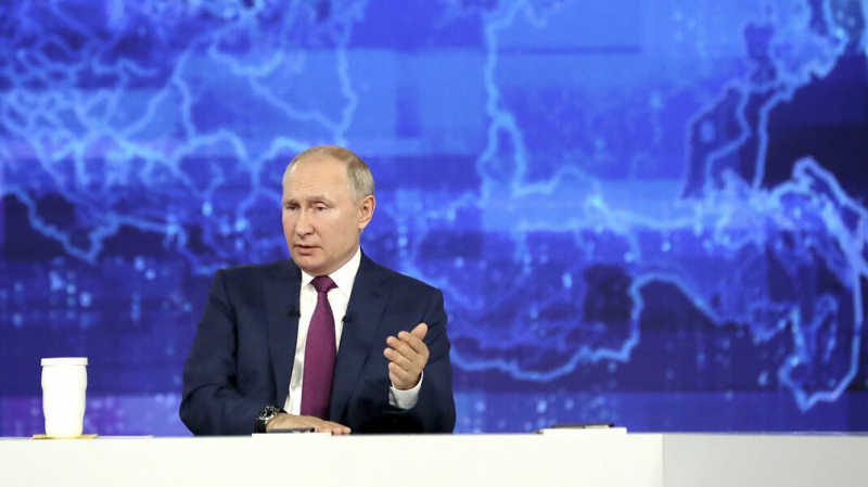 &laquo;Подойдёт время, и я смогу сказать, кто достоин&raquo;. Путин &mdash; о своём преемнике