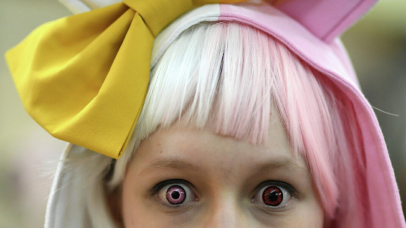 Полиция признала незаконным задержание около 20 подростков из-за фото с радужным флагом