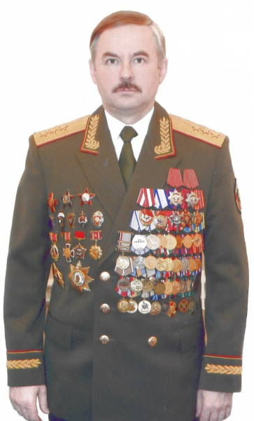 Помощник Лукашенко Виктор Шейман ушел в отставку. Это единственный чиновник, который работал с ним с 1994 года