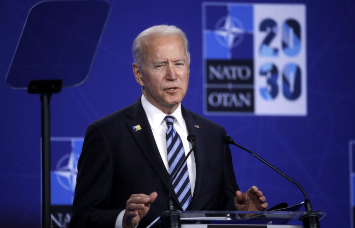 Президент США назвал Путина "достойным" и "жестким" соперником